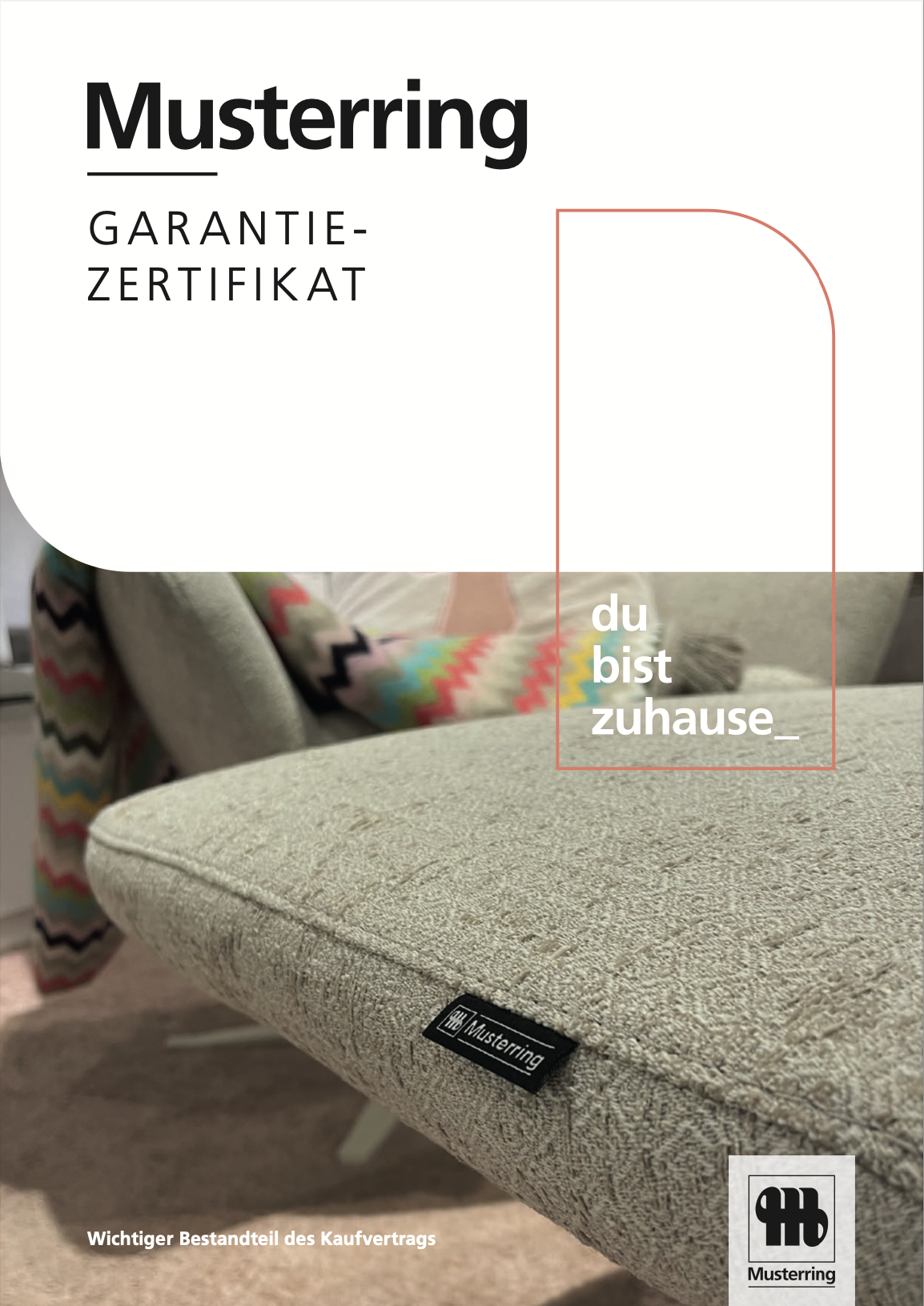 Nahaufnahme eines Sofas mit Musterring Label